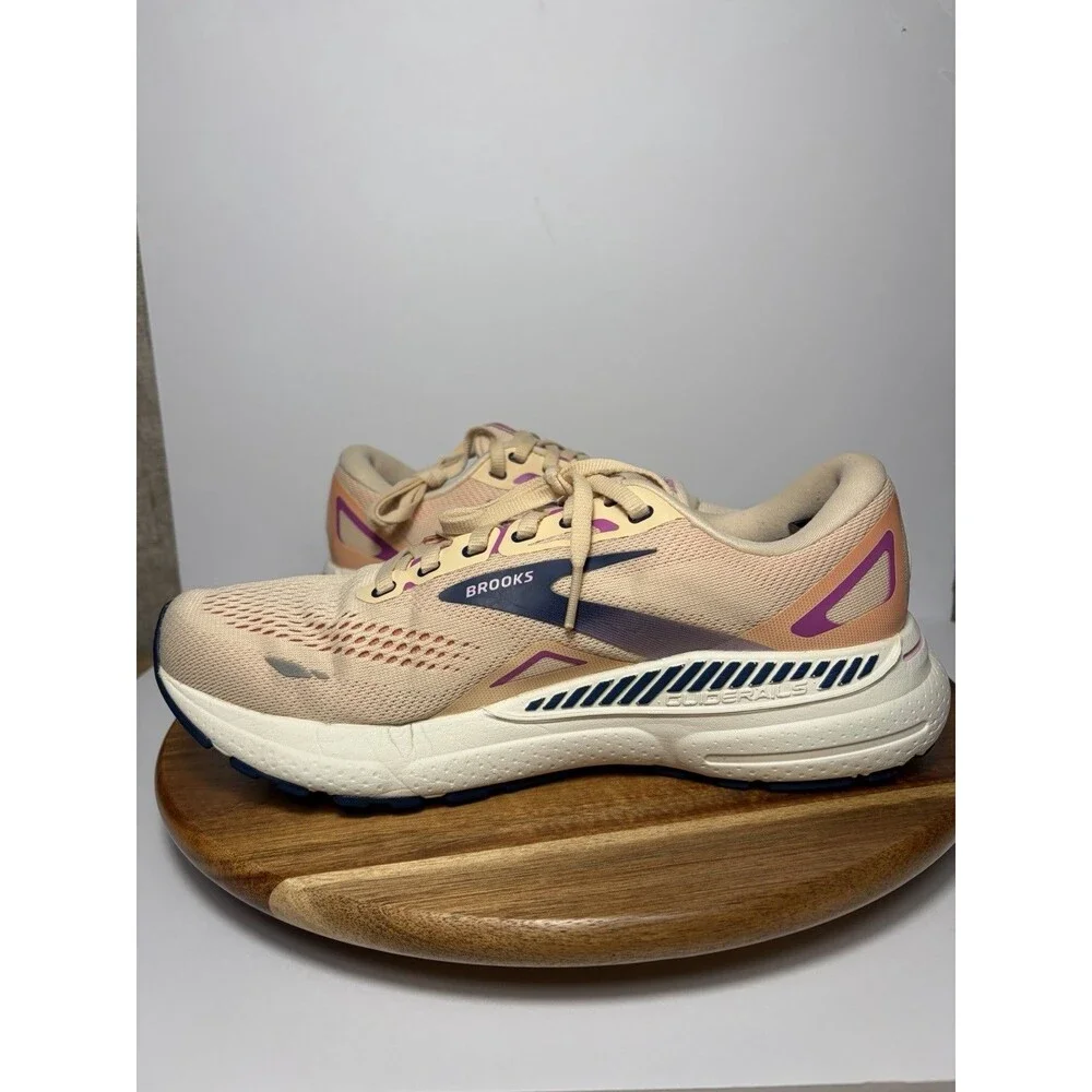 Brooks Adrenaline GTS 23 Running Shoes W Size 9 Apricot Orange 1203811B795